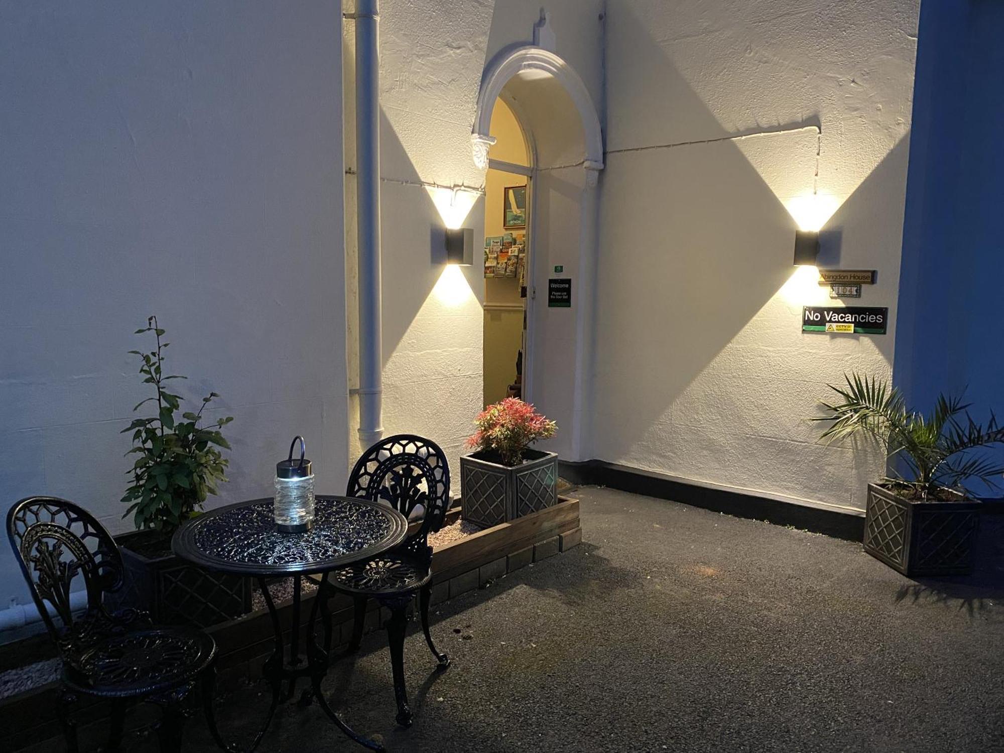 Bed and Breakfast Abingdon House Торки Экстерьер фото