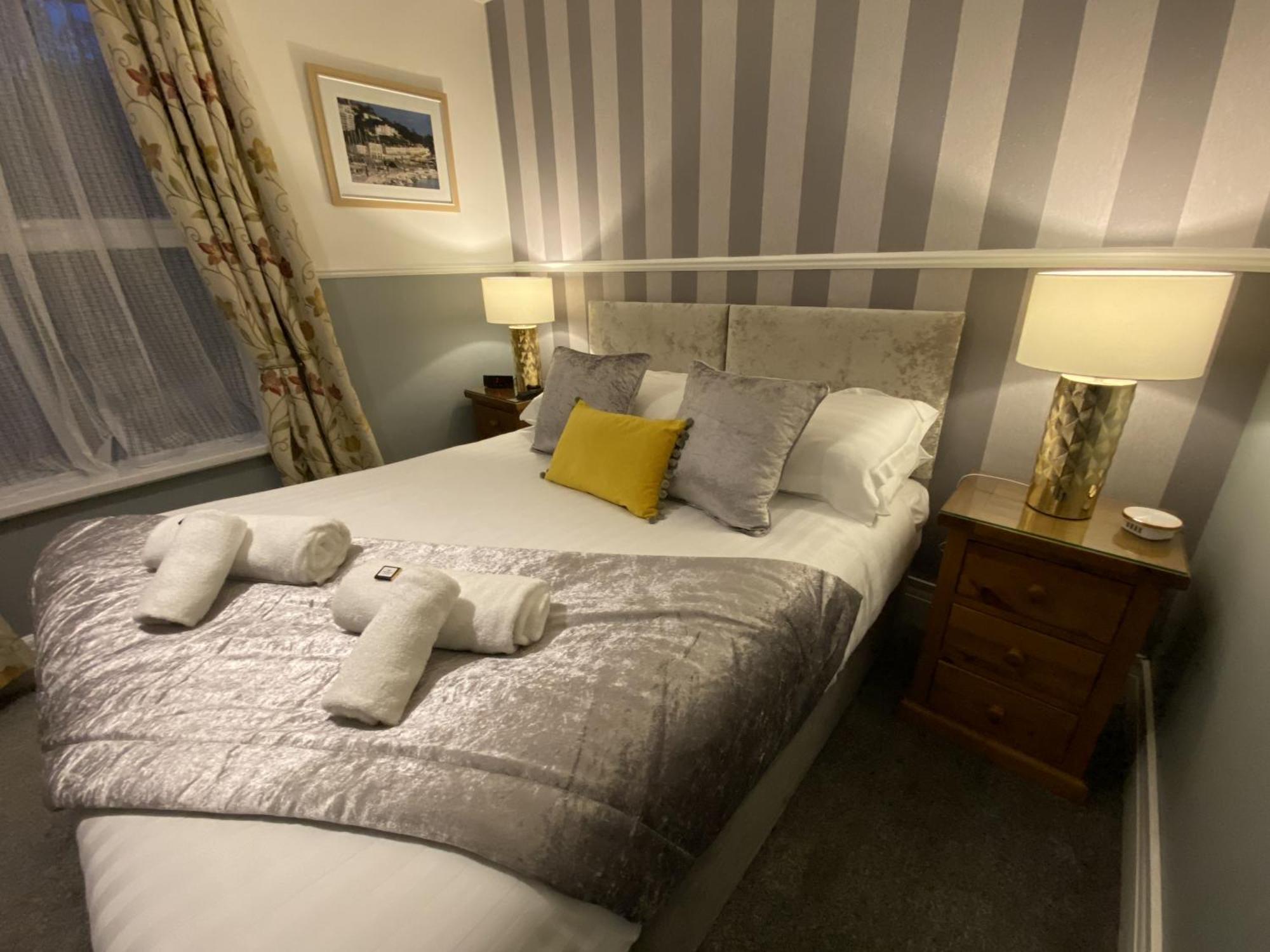 Bed and Breakfast Abingdon House Торки Экстерьер фото